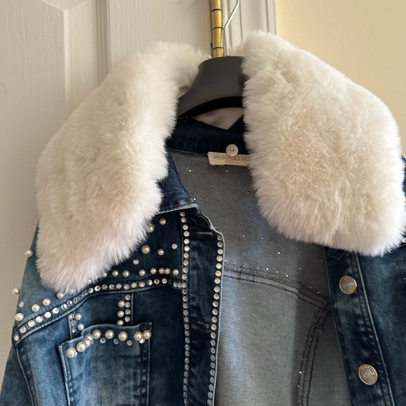 Designer girls cropped denim jacket with removable faux - Picture 1 of 10